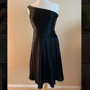 Silk Pleated Bias Dress LAUNDRY by Shelli Segal